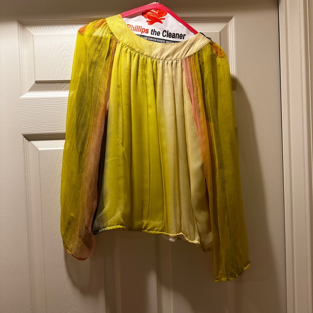 Cacharel Vintage 100% Silk Yellow Top. Size S. - Picture 4 of 8